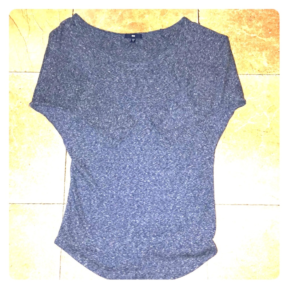 Gap shirt